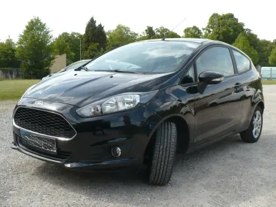 Gebraucht Ford Fiesta SYNC Edition 101 PS (74 kW) 2016 Schwarz Kleinwagen