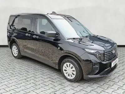 Neu Ford Tourneo Courier Trend 125 PS (91 kW) 2026 Bursting green metallic Van / Kleinbus