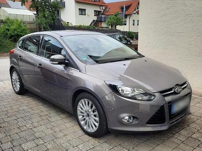 Gebraucht Ford Focus 125 PS (91 kW) 2017 Grau Kleinwagen
