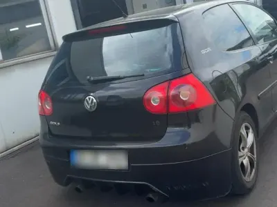 Używany VW Golf V 102 KM (75 kW) 2006 Czarny Hatchback