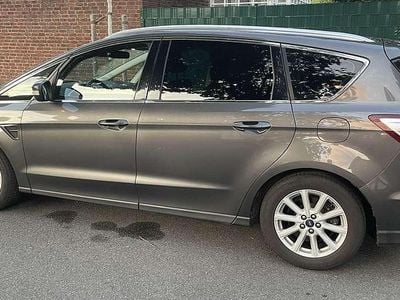 Usata Ford S-MAX Titanium 150 CV (110 kW) 2016 Grigio Monovolume