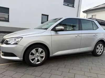 Gebraucht Skoda Fabia 60 PS (44 kW) 2018 Schwarz Kleinwagen