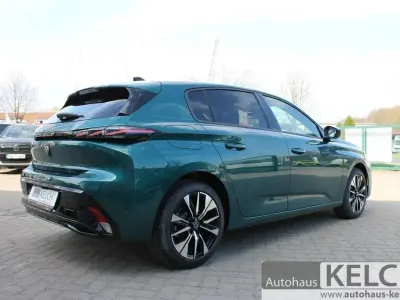 Neu Peugeot 308 Allure 136 PS (100 kW) 2026 Blau Limousine