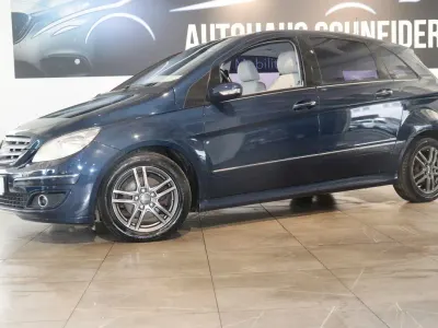 Occasion Mercedes E200 193 ch (141 kW) 2006 Bleue Berline