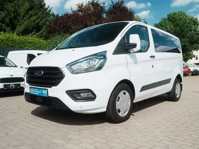 Gebraucht Ford Tourneo Trend 150 PS (110 kW) 2024 Frozen white Van / Kleinbus