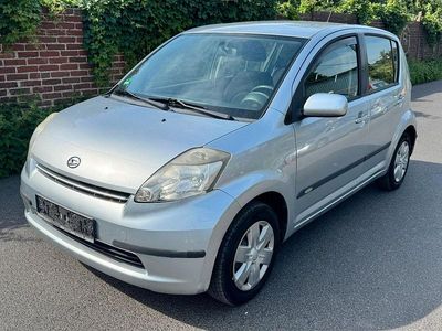 Gebraucht Daihatsu Sirion 69 PS (50 kW) 2006 Grau Kleinwagen