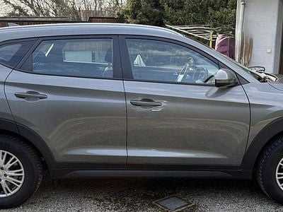 Usata Hyundai Tucson Trend 177 CV (130 kW) 2019 Grigio SUV