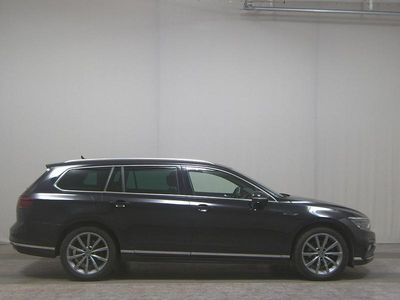 Gebraucht VW Passat R-line 200 PS (147 kW) 2022 Schwarz Kombi