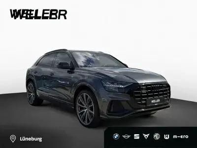 Gebraucht Audi Q8 Comfort 286 PS (210 kW) 2022 Daytonagrau (grau) SUV
