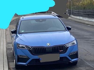 Blau Gebraucht 2024 Skoda Octavia RS Kombi | 38.000 € (Fairer Preis)