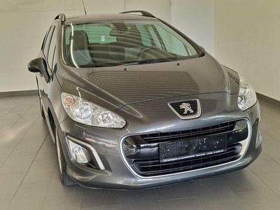 Gebraucht Peugeot 308 SW Active 120 PS (88 kW) 2012 Grau Kombi