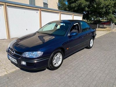 Gebraucht Opel Omega 136 PS (100 kW) 1998 Blau Limousine