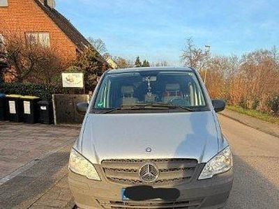 Gebraucht Mercedes Viano 160 PS (117 kW) 2012 Silber Van / Kleinbus