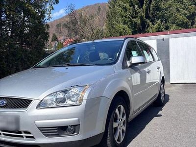 Gebraucht Ford Focus 101 PS (74 kW) 2007 Grau Kombi