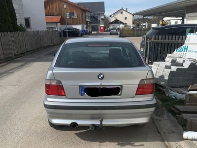 gebraucht BMW 316 Compact i mit Anhängerkupplung