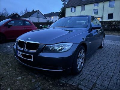 gebraucht BMW 318 i E90 3er