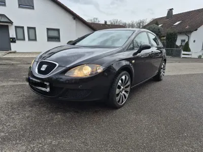 Używany Seat Leon 102 KM (75 kW) 2007 Czarny Hatchback