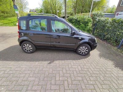 Second-hand Fiat Panda 60 CP (44 kW) 2005 Negru Hatchback