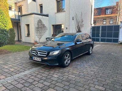 Mercedes E220