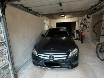 Gebraucht Mercedes C220 194 PS (142 kW) 2019 Schwarz Kombi