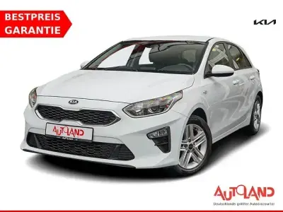 Gebraucht Kia Ceed Edition 7 140 PS (102 kW) 2019 Weiß Kleinwagen