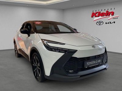 Neu Toyota C-HR 152 PS (111 kW) 2025 Weiß SUV