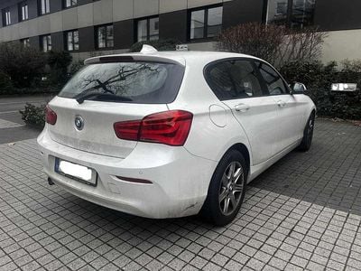 Gebraucht BMW 116 Sport Line 116 PS (85 kW) 2018 Weiß Kleinwagen