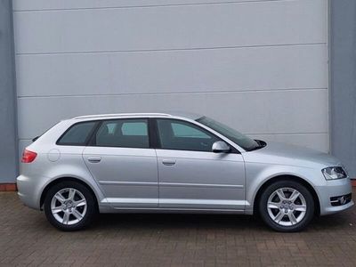 gebraucht Audi A3 Sportback 1.6 TDI Attraction SitzheizLMMFL