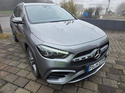 Gebraucht Mercedes GLA180 AMG 116 PS (85 kW) 2025 Grau SUV