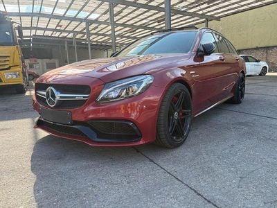 Gebraucht Mercedes C63 AMG AMG 510 PS (375 kW) 2016 Rot Limousine
