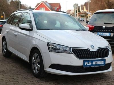 Weiß Gebraucht 2022 Skoda Fabia Active Kombi | 12.900 € (Guter Preis)
