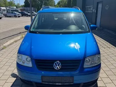 Gebraucht VW Touran Trendline 102 PS (75 kW) 2005 Blau Van / Kleinbus
