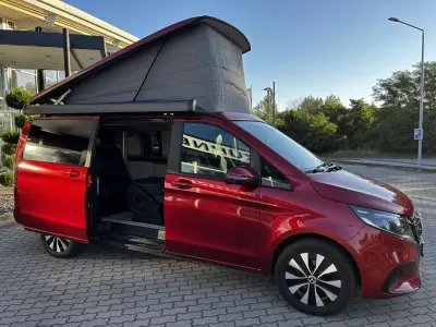 Gebraucht Mercedes V220 Marco Polo 163 PS (119 kW) 2024 Rot Van / Kleinbus