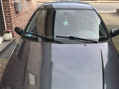 Second-hand VW Polo Match 60 CP (44 kW) 1999 Gri Berlinǎ