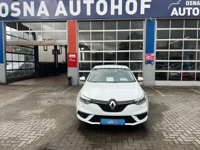 Gebraucht Renault Mégane GrandTour Life 101 PS (74 kW) 2016 Weiß Kombi