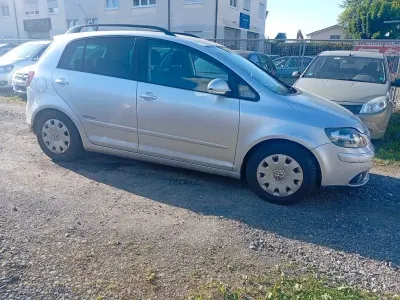 Second-hand VW Golf VI United 105 CP (77 kW) 2008 Argintiu Hatchback