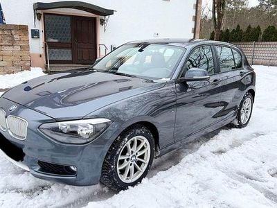 Grau Gebraucht 2011 BMW 116 Sport Line Kleinwagen | 4.800 € (Guter Preis)