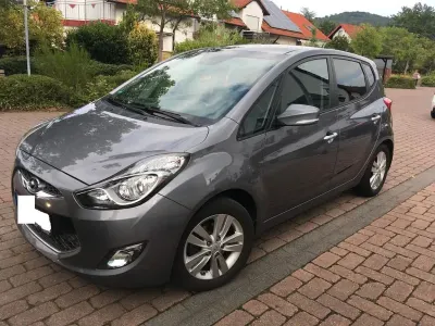 Gebraucht Hyundai ix20 Trend 116 PS (85 kW) 2014 Grau Kleinwagen