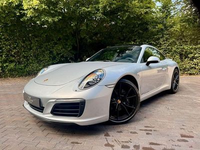 Porsche 911 Carrera