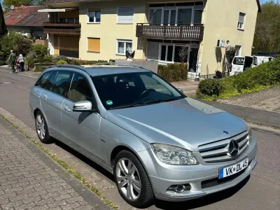 Gebraucht Mercedes C220 Avantgarde 170 PS (125 kW) 2009 Silber Kombi