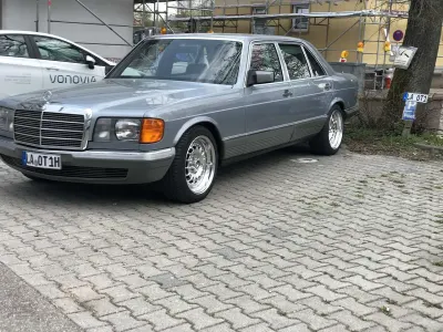 Brugt Mercedes 500 231 HK (169 kW) 1983 Sølv Sedan