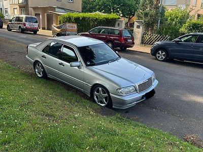 Mercedes C240