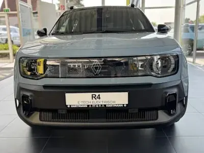 Occasion Renault 4 E-Tech Komfort 110 kW (150 ch) 2025 Bleue SUV