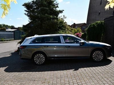 Neu Skoda Superb Selection 193 PS (141 kW) 2026 Graphite grai Kombi