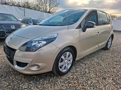 Usata Renault Scénic III 130 CV (95 kW) 2011 Oro Monovolume