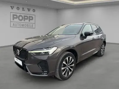 Gebraucht Volvo XC60 Plus 197 PS (144 kW) 2023 Platinum grey / metallic SUV