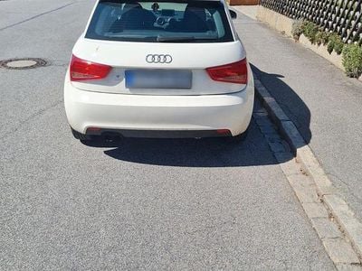Second-hand Audi A1 Ambition 122 CP (89 kW) 2010 Alb Hatchback