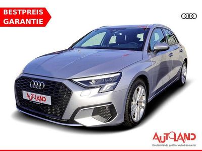 Silber Gebraucht 2023 Audi A3 Ambiente Limousine | 29.950 € (Fairer Preis)