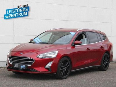 Gebraucht Ford Focus Titanium 150 PS (110 kW) 2019 Rot Kombi