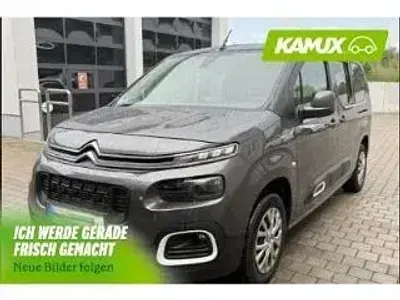 Gebraucht Citroën Berlingo Feel 131 PS (96 kW) 2020 Silber / grau Van / Kleinbus